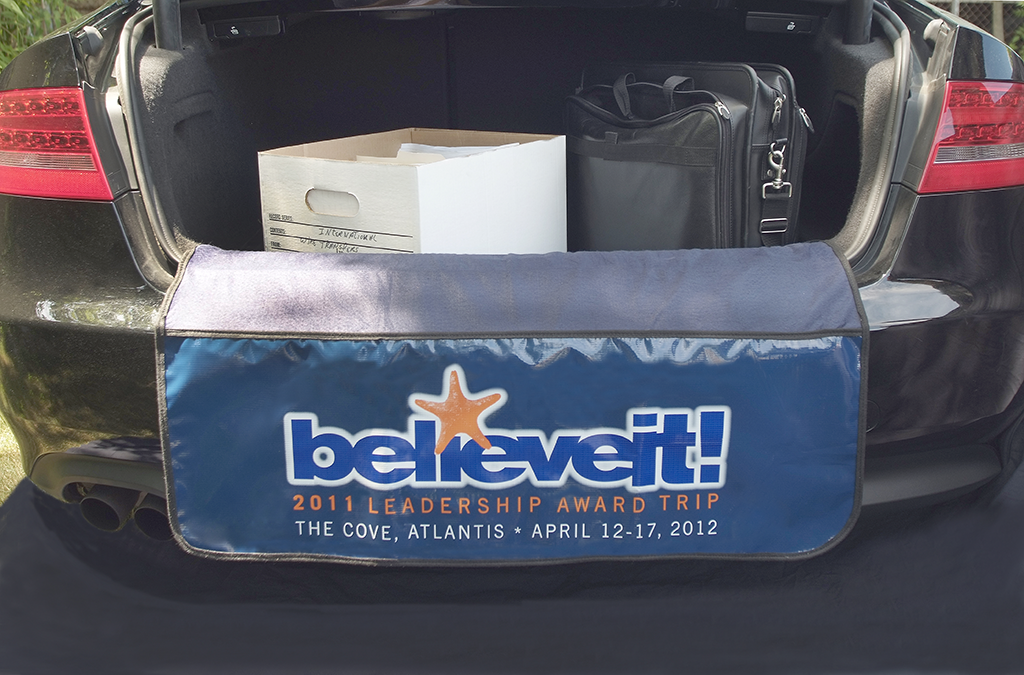Salesperson Trunk Blankets